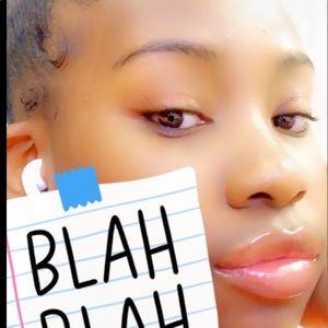 Meet your Posher, Aja